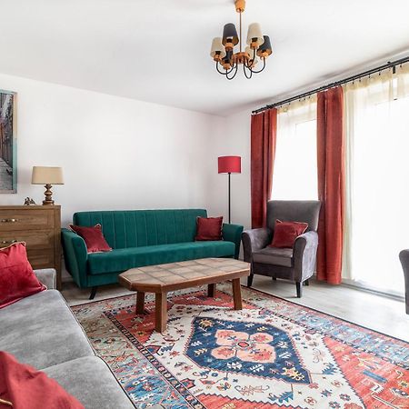 Wonderful 2- Bedroom Apartment With Soul Wwa70 Varşova Dış mekan fotoğraf