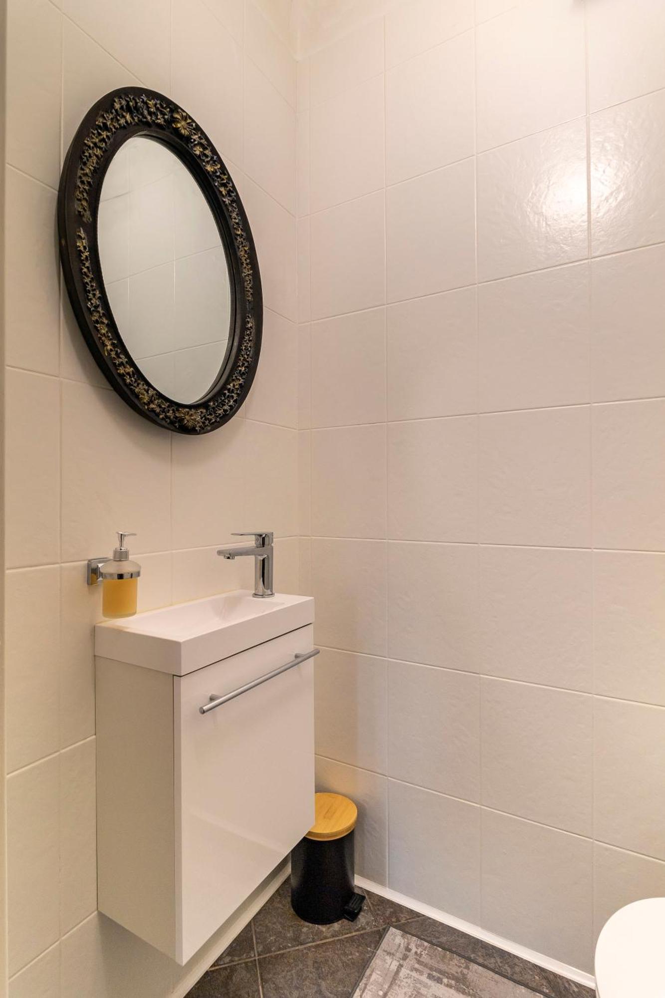 Wonderful 2- Bedroom Apartment With Soul Wwa70 Varşova Dış mekan fotoğraf