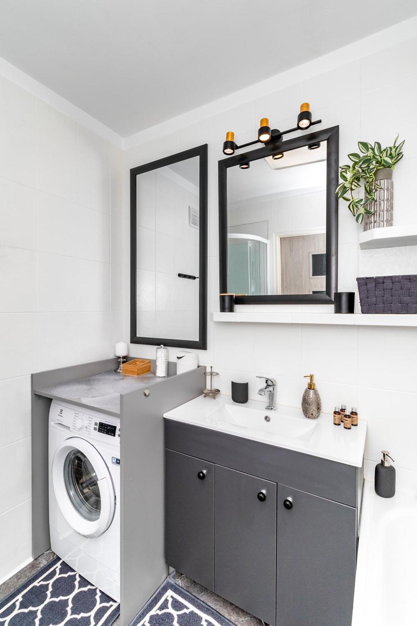 Wonderful 2- Bedroom Apartment With Soul Wwa70 Varşova Dış mekan fotoğraf