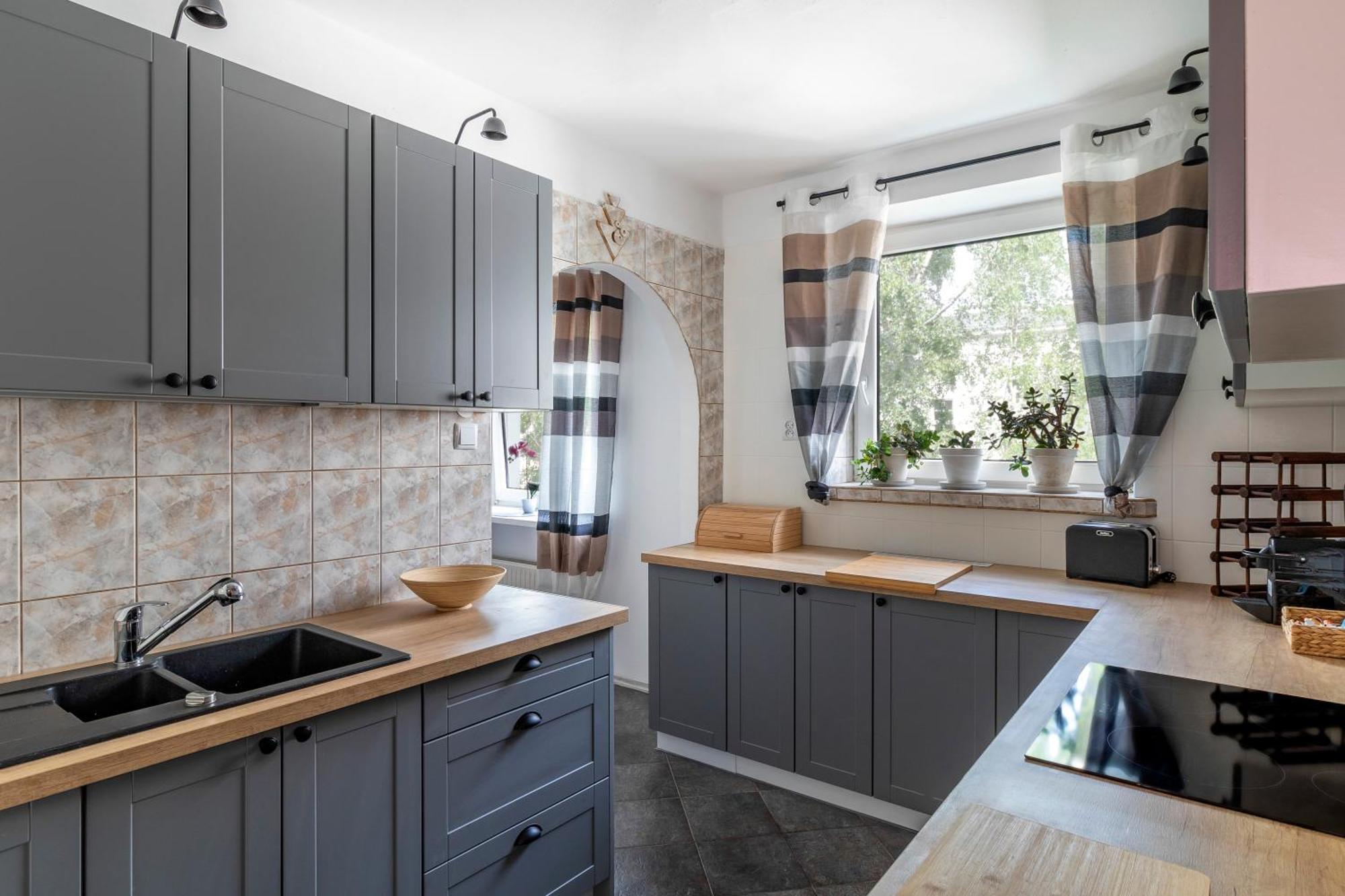 Wonderful 2- Bedroom Apartment With Soul Wwa70 Varşova Dış mekan fotoğraf