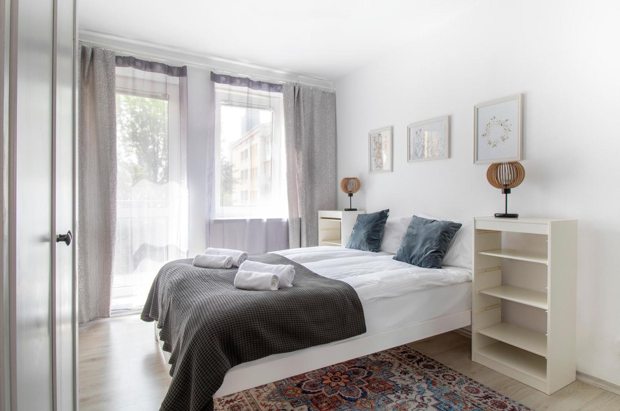 Wonderful 2- Bedroom Apartment With Soul Wwa70 Varşova Dış mekan fotoğraf